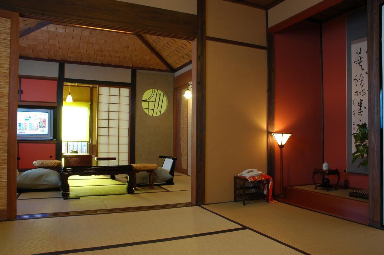 Japanese Inn Jizoan Міядзакі Екстер'єр фото